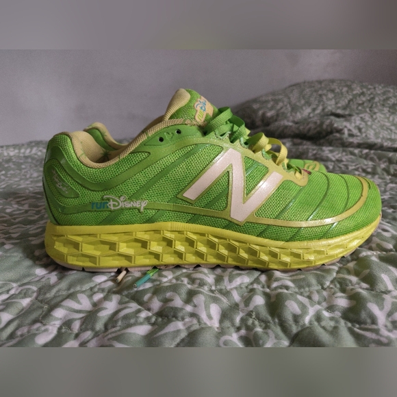 W7.5 New Balance X Disney Shoes TINKERBELL - Picture 1 of 8